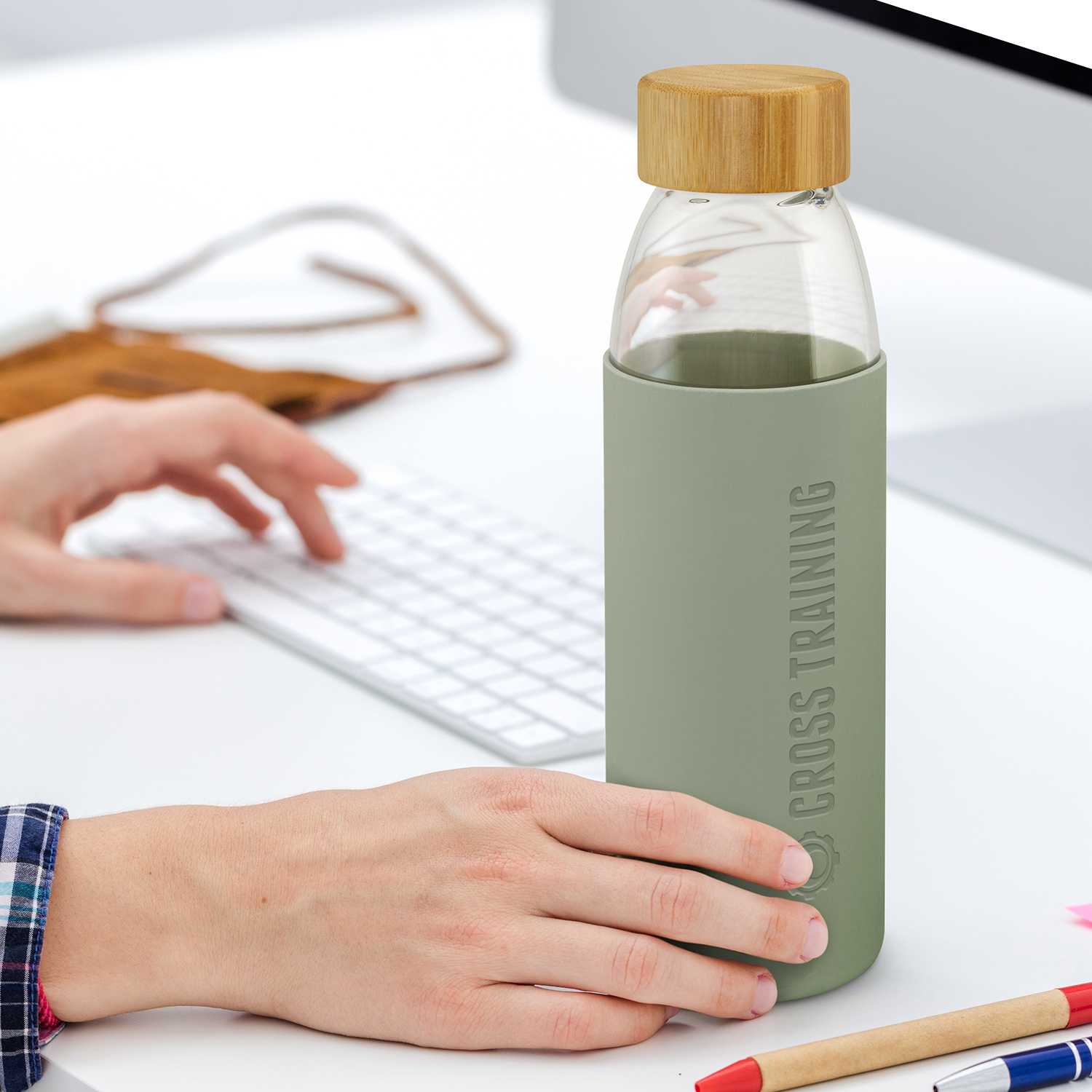 Solstice Glass Bottle - Image 6