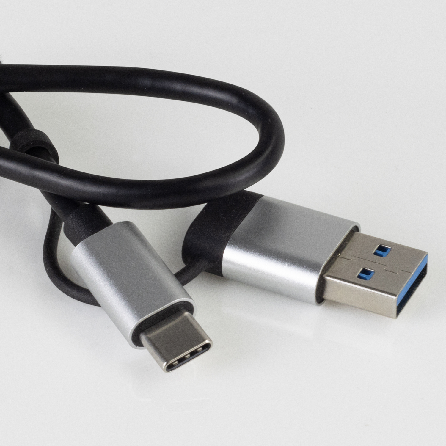 Megabyte USB Hub - Image 4