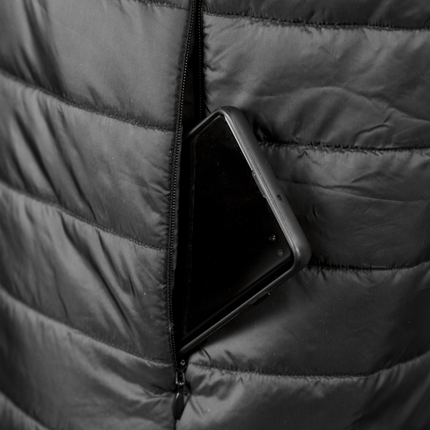 TRENDSWEAR Frazer Mens Puffer Vest - Image 7