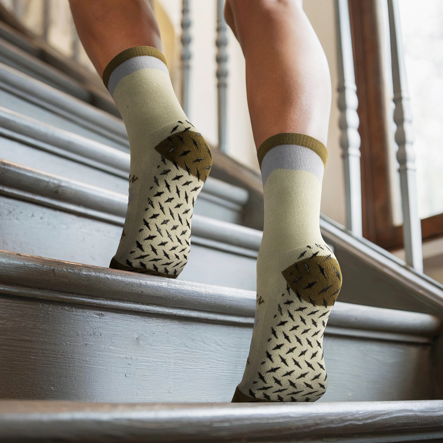 Nero Crew Grip Socks - Image 3