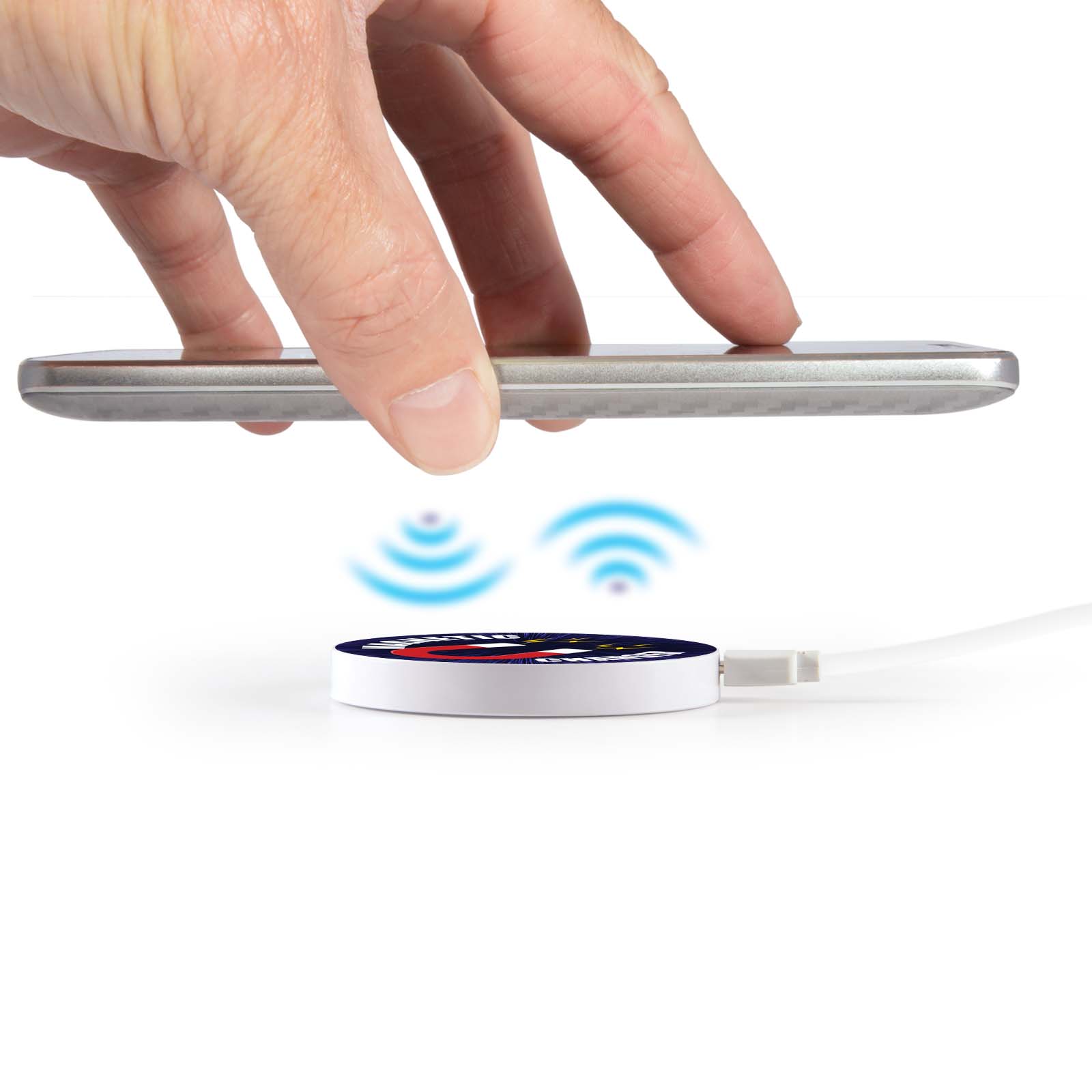 Talon Magnetic Fast Wireless Charger - Image 3