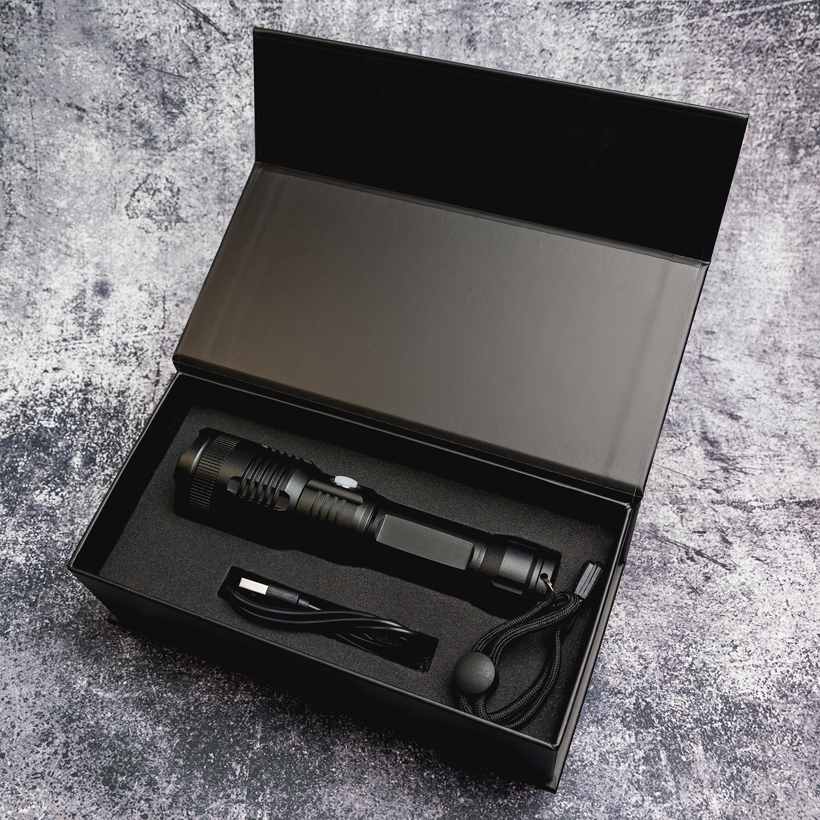 Lumi Rechargeable Torch - Image 12
