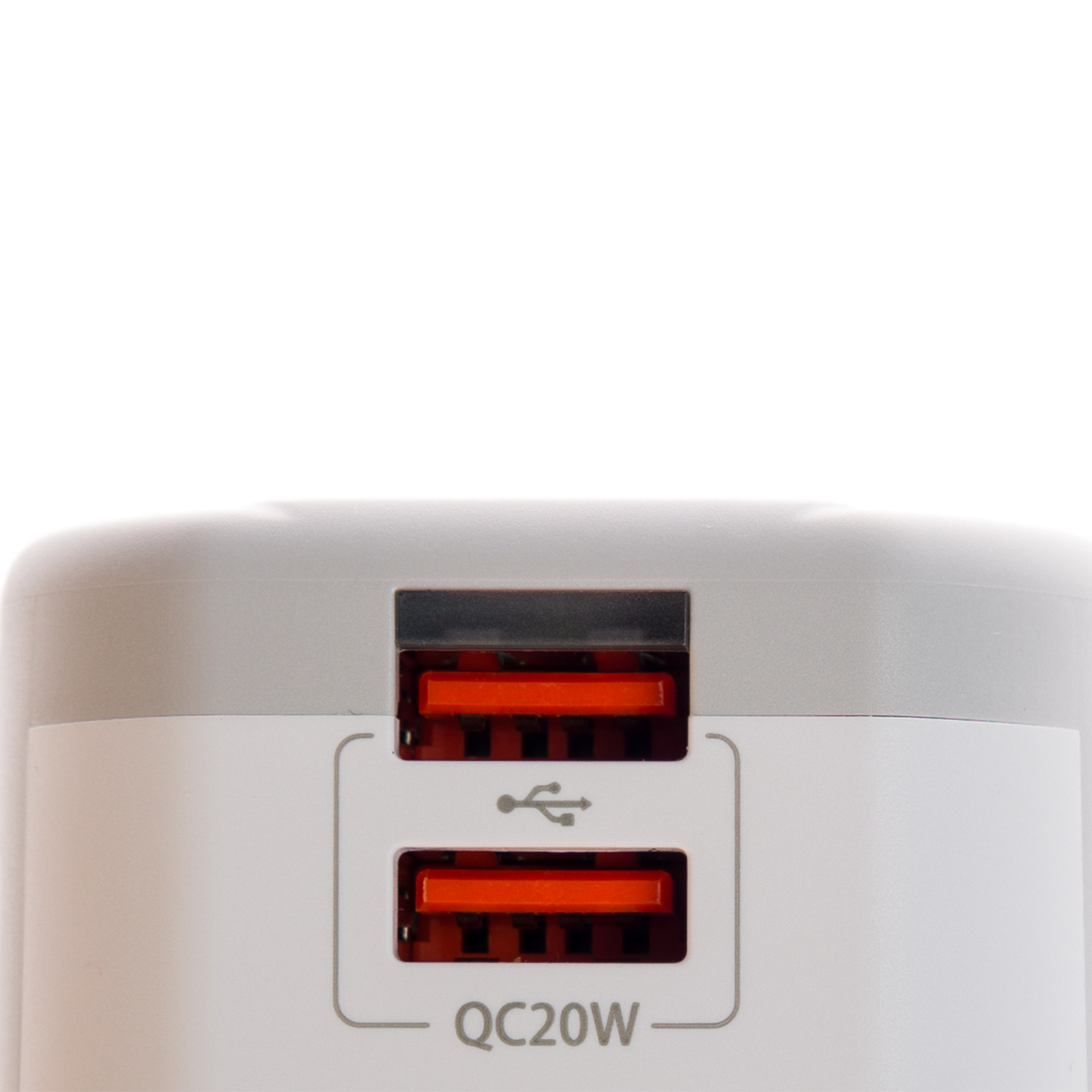 Travel Adaptor - Image 12