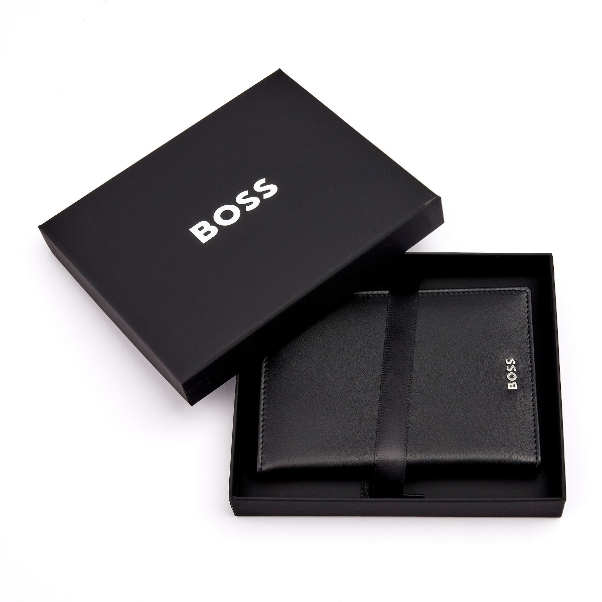 HUGO BOSS CLASSIC SMOOTH PASSPORT HOLDER - Image 3