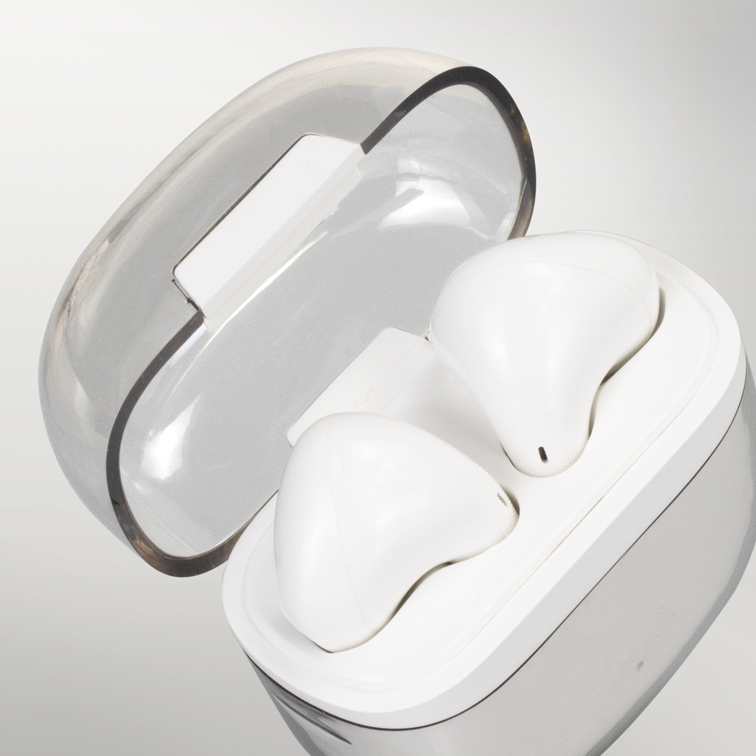 Rhythm Bluetooth Earbuds - Image 4