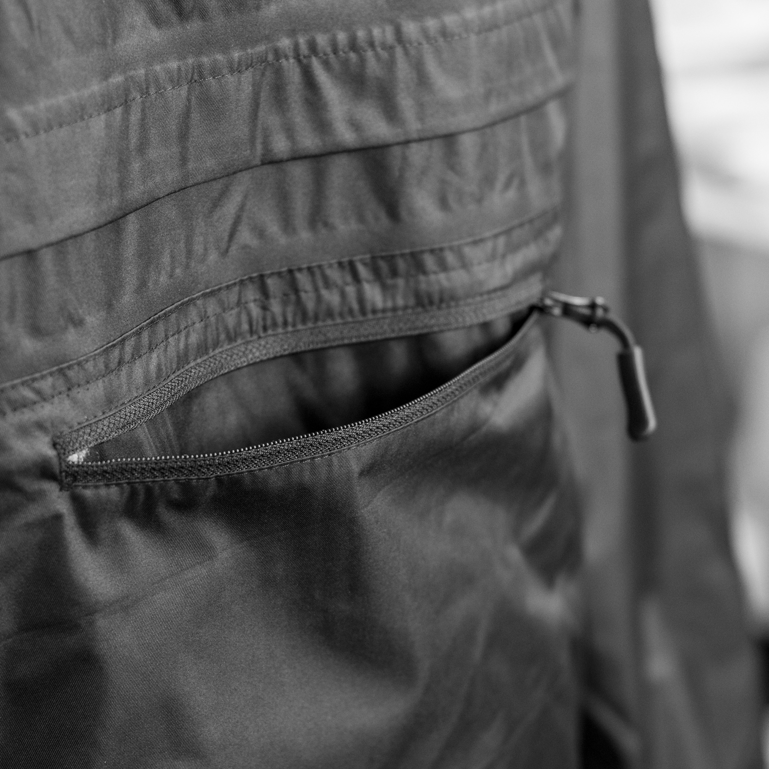 TRENDSWEAR Weston Womens Windbreaker - Image 6