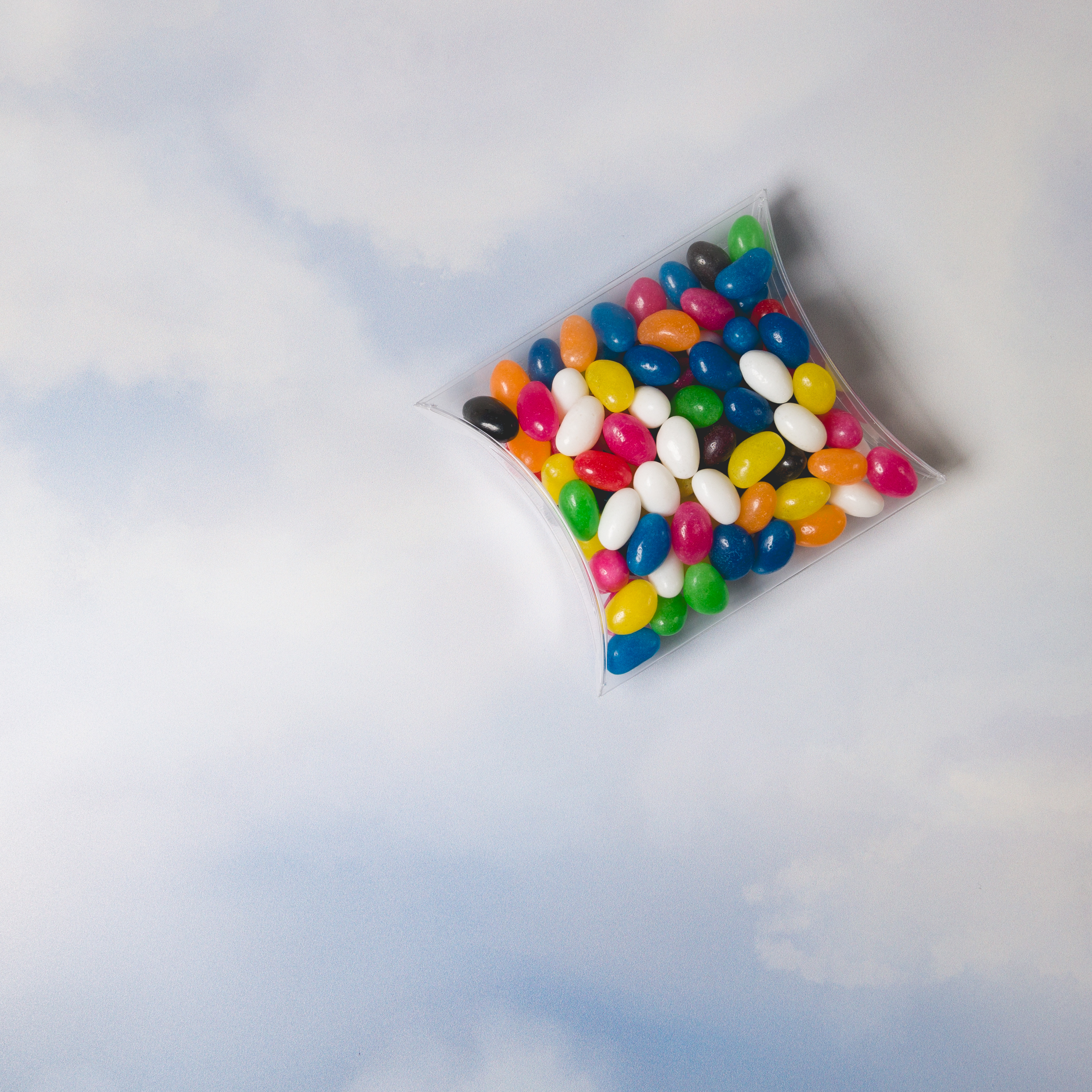 Assorted Colour Mini Jelly Beans in Pillow Pack - Image 8